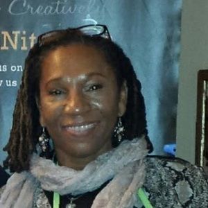 Meet your Posher, Carmelita